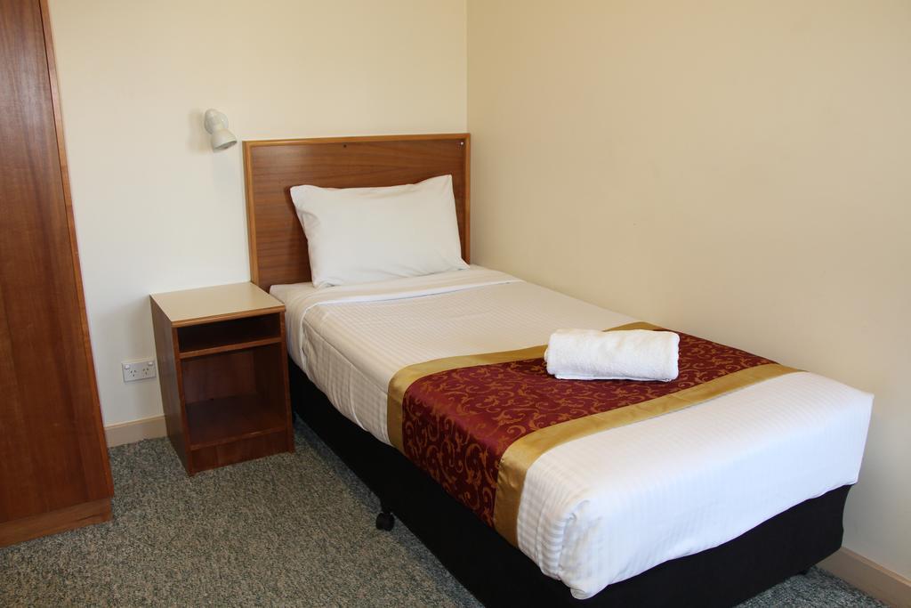 The Pioneer Way Motel Springwood Bagian luar foto