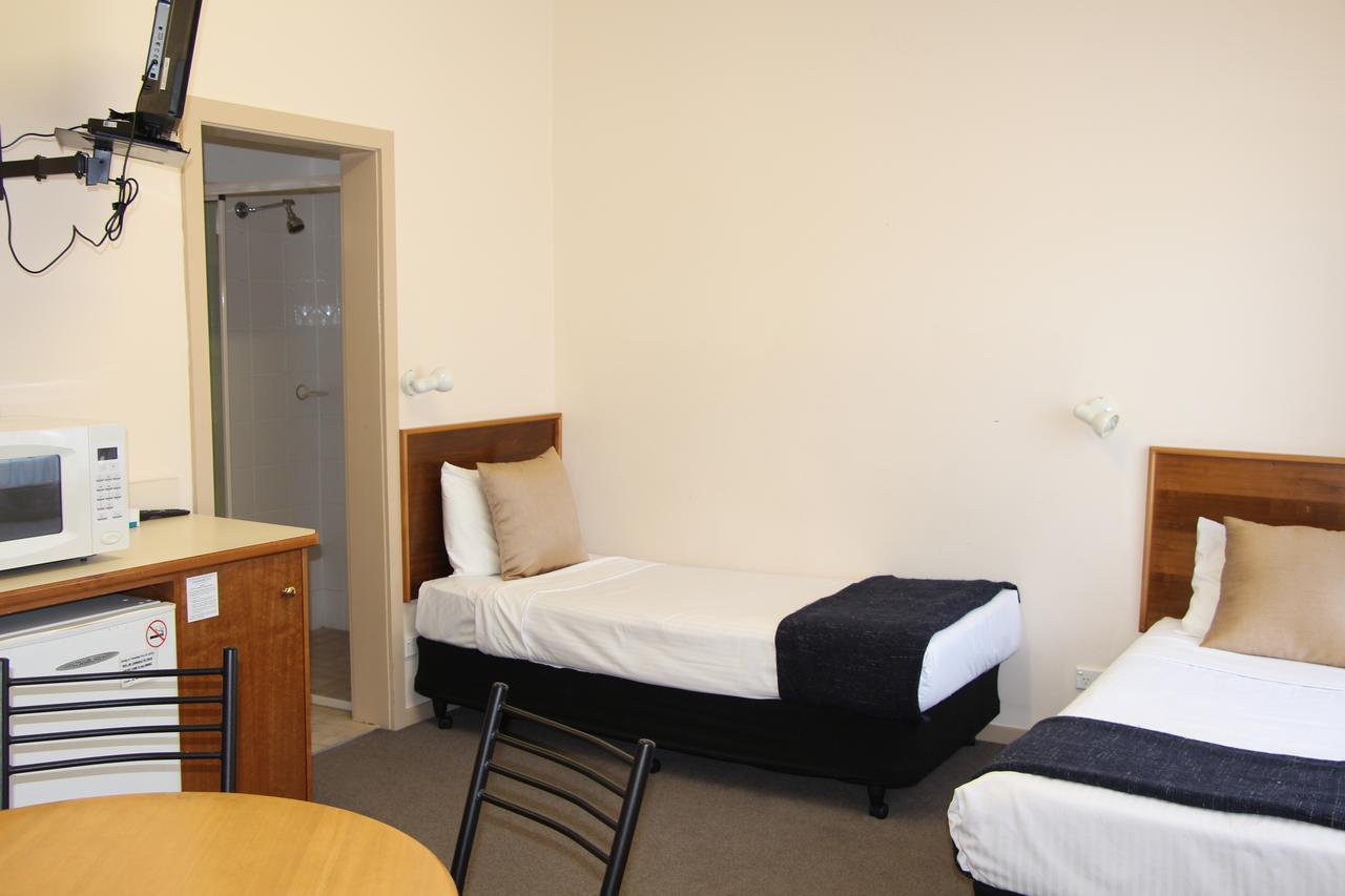 The Pioneer Way Motel Springwood Bagian luar foto
