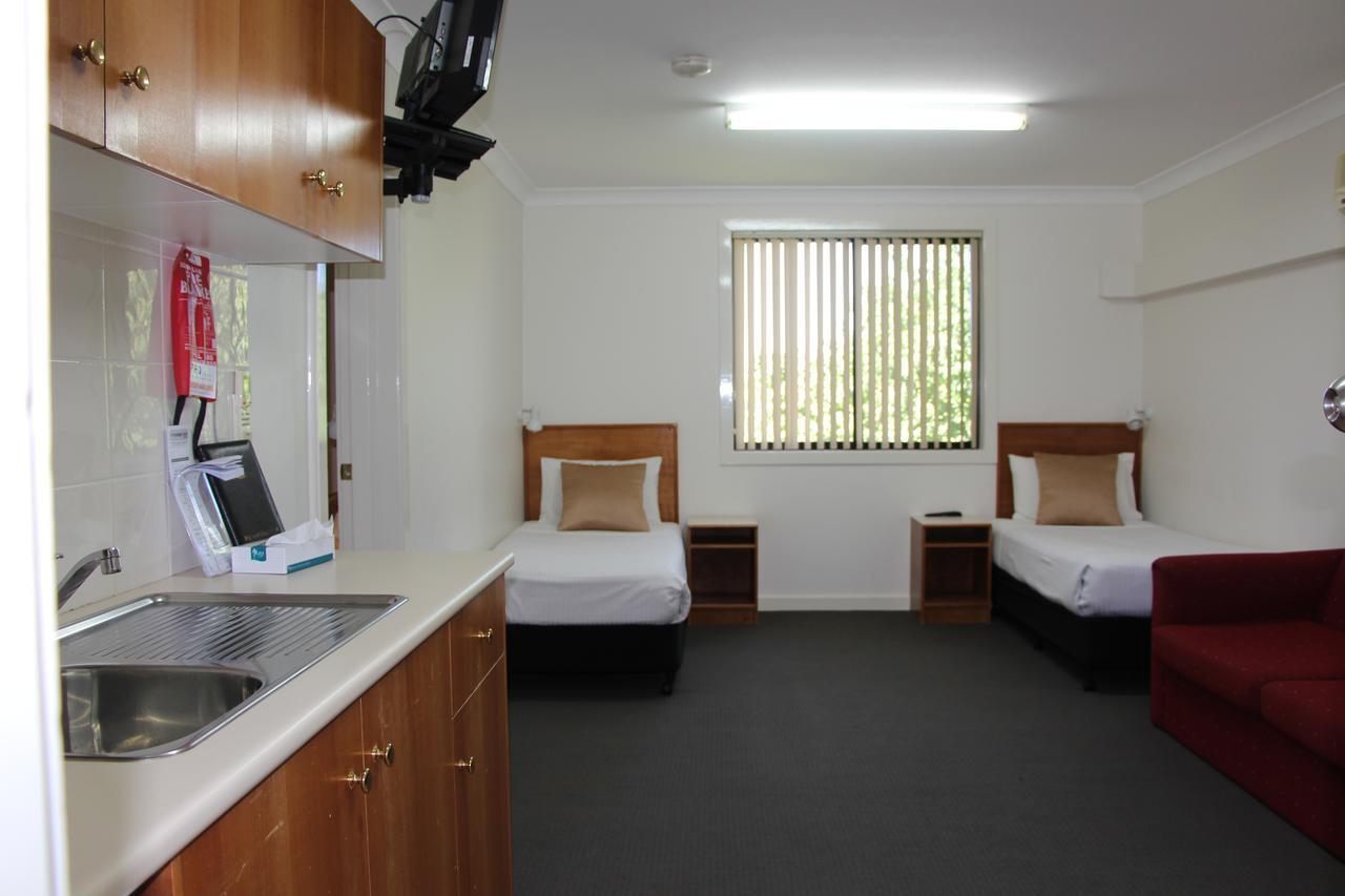 The Pioneer Way Motel Springwood Bagian luar foto