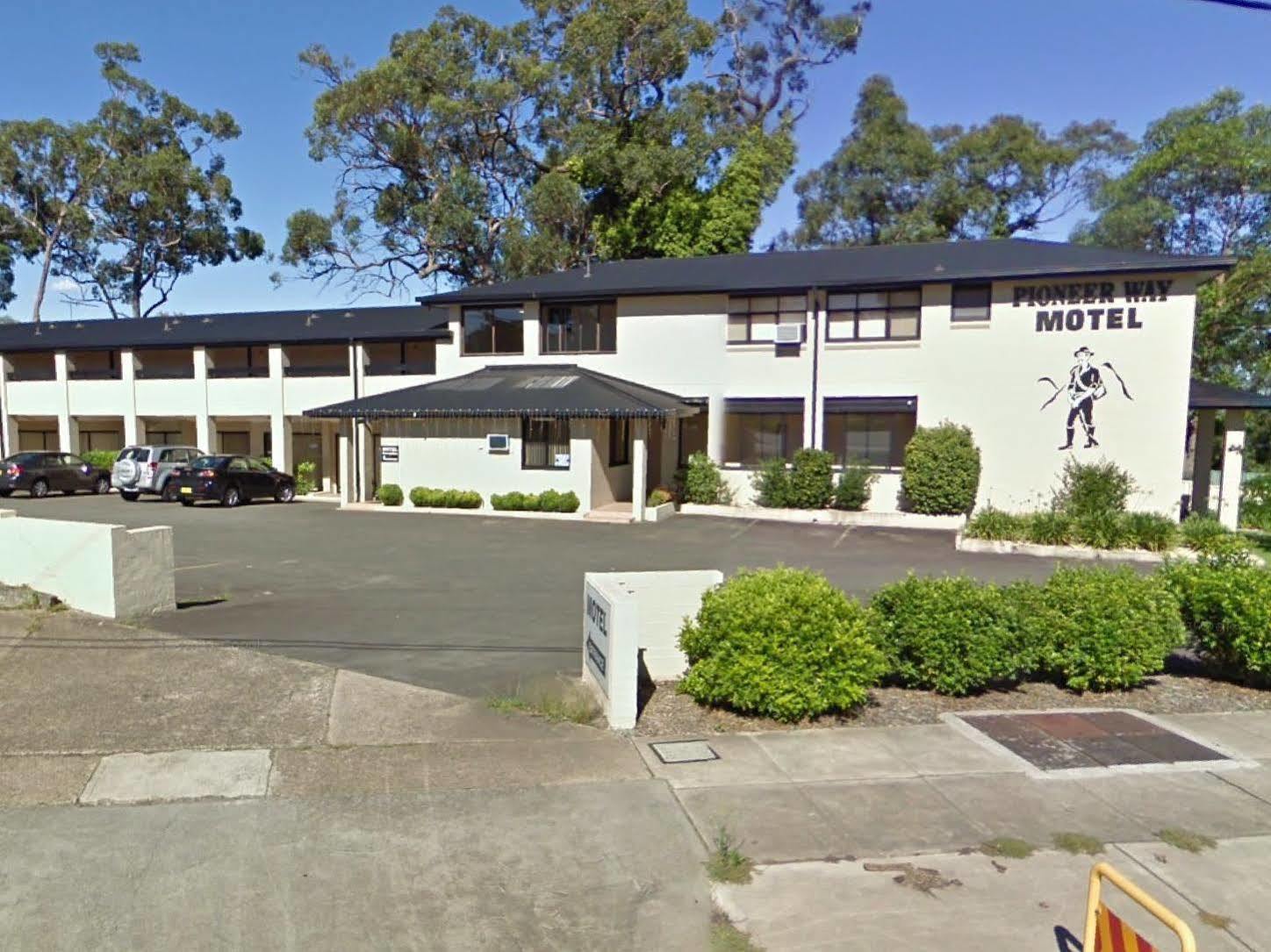 The Pioneer Way Motel Springwood Bagian luar foto
