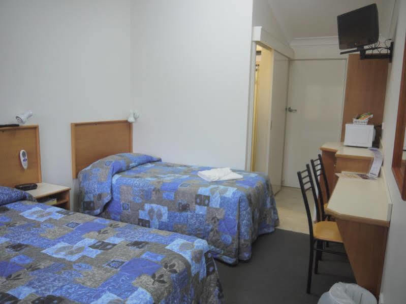 The Pioneer Way Motel Springwood Bagian luar foto