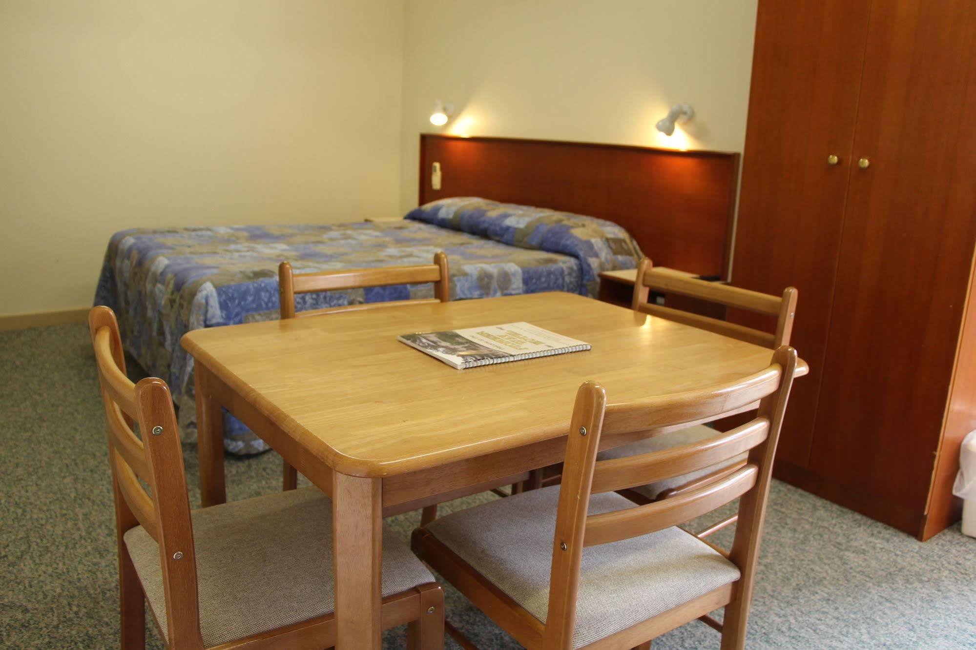 The Pioneer Way Motel Springwood Bagian luar foto