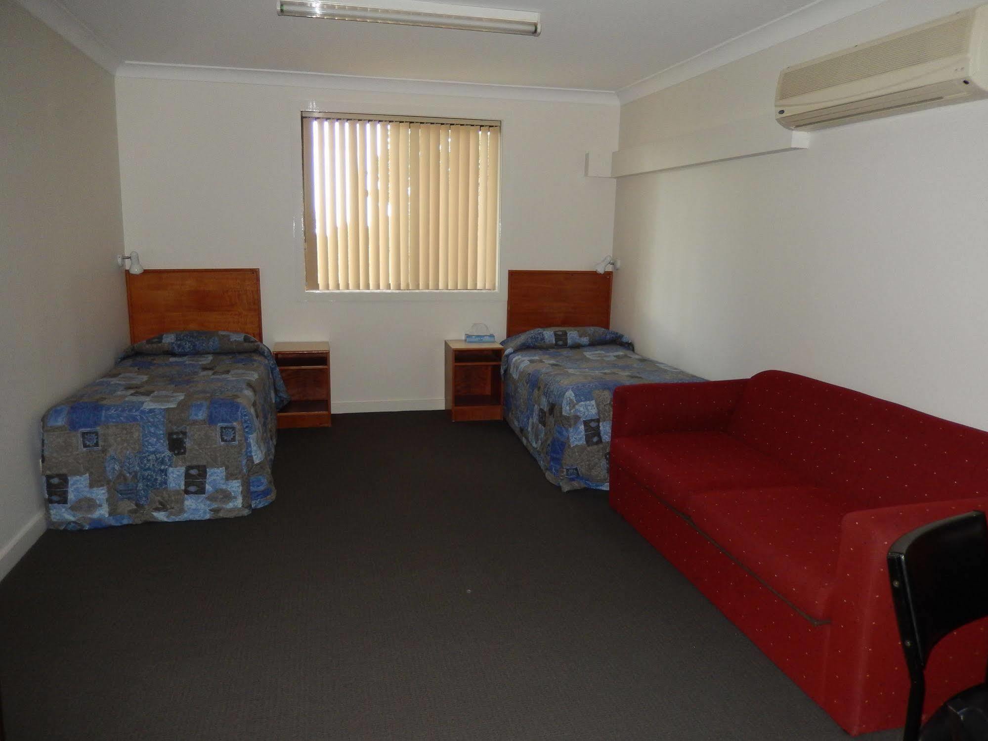 The Pioneer Way Motel Springwood Bagian luar foto